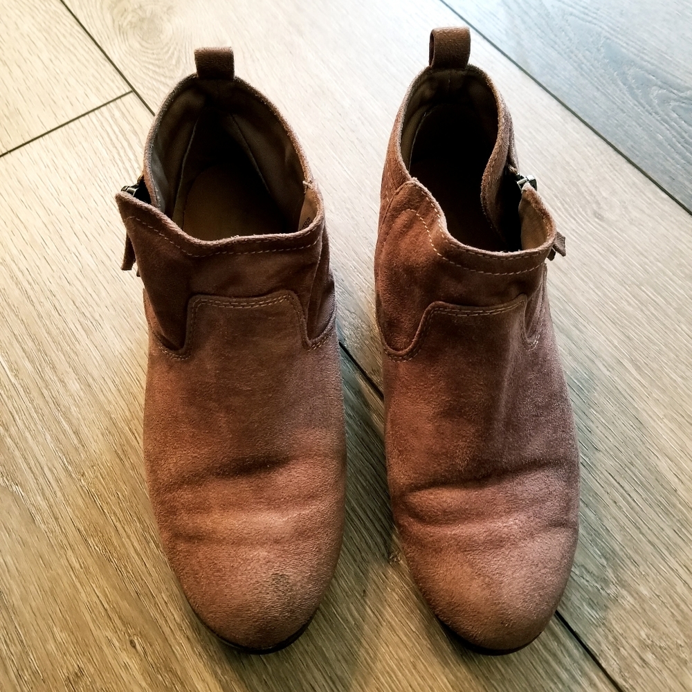 ankle boots